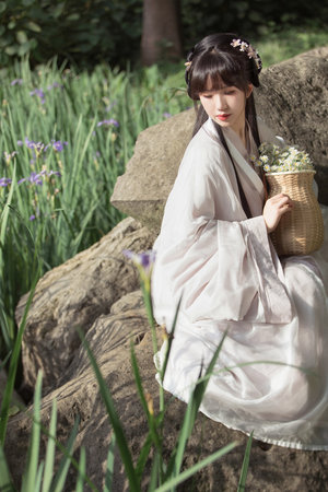 公车李洁的一天小说