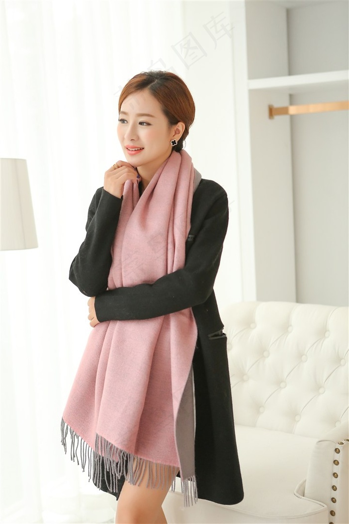 女特工被用笑刑审问