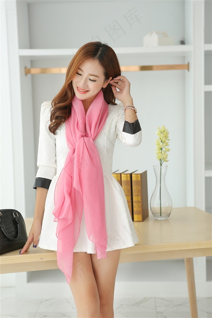 国产美女裸露视频