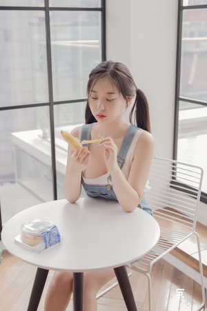 高冷校花的被擒日常小说